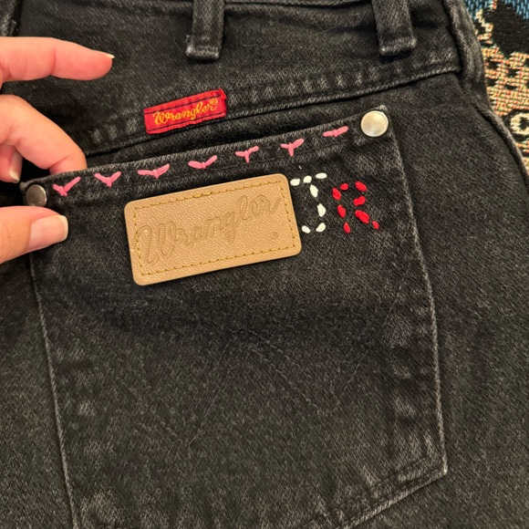 Custom Wrangler shorts - Picture 6 of 7
